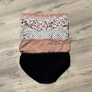 5 pairs of Adrienne Vittadini women’s bikini panties size Large